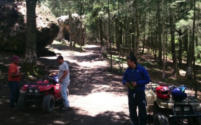 四轮摩托车路线